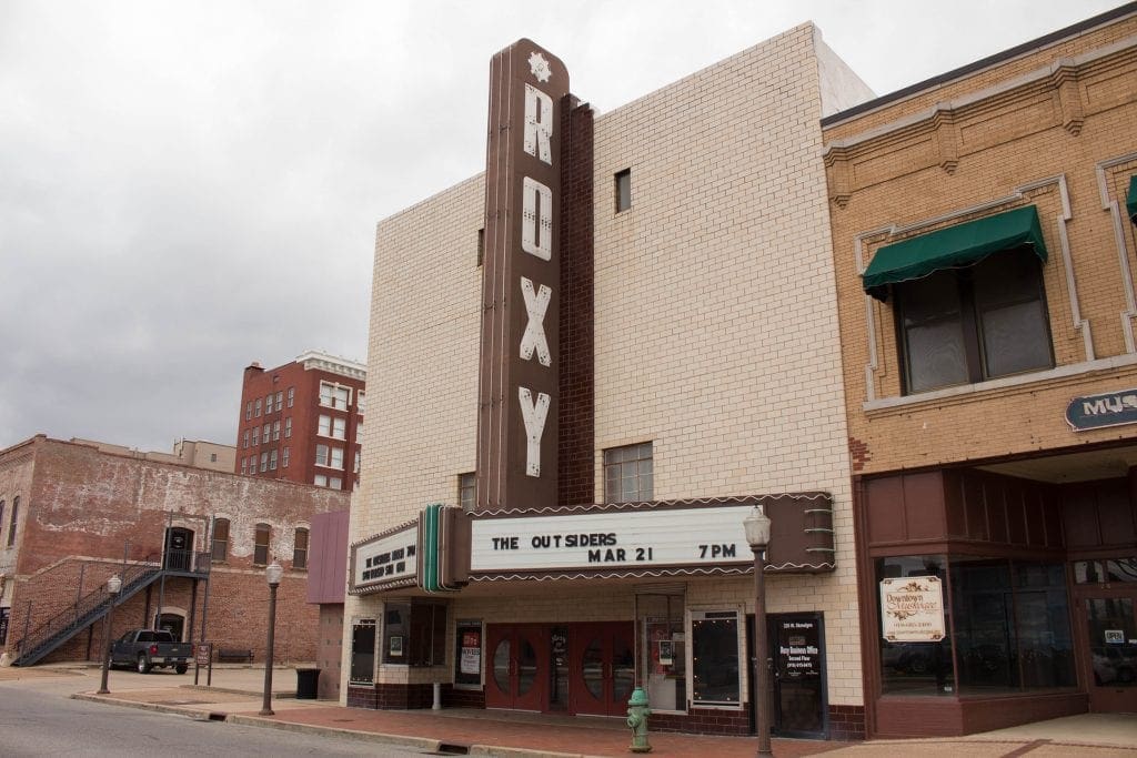 Location April 2017, Roxy Theatre